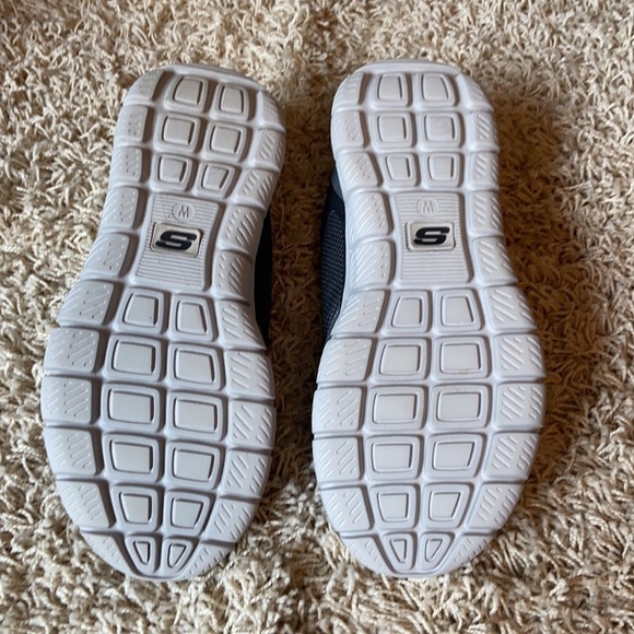 Sketchers Memory Foam Wide Fit Men’s Sneakers Sz 9 - Picture 7 of 9